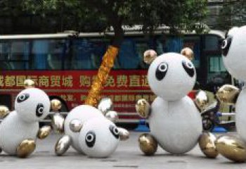 徐州中领雕塑：优雅的不锈钢抽象熊猫雕塑