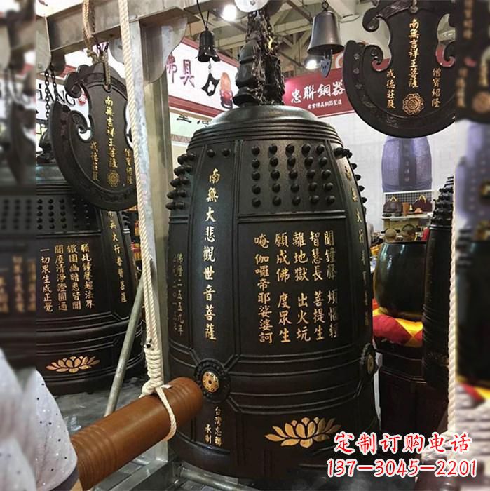 徐州寺院挂钟铜雕塑