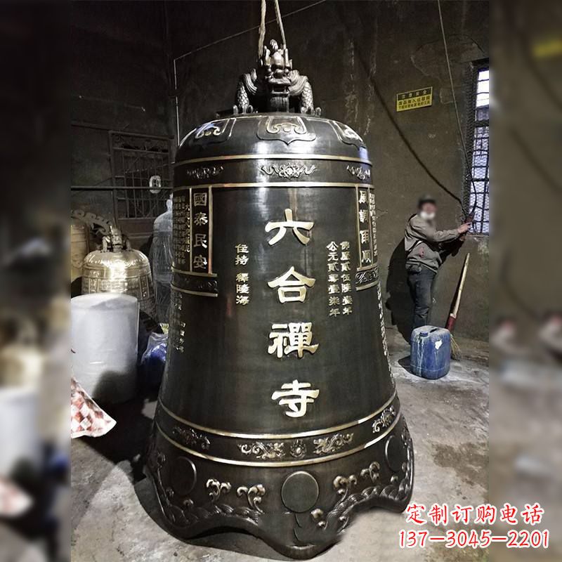 徐州寺院铸铜铜钟