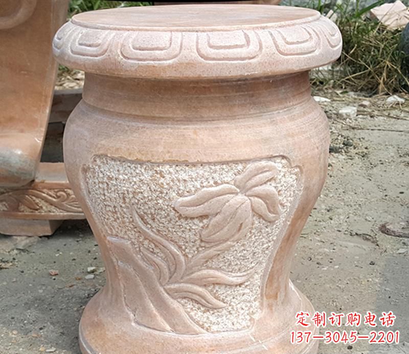 徐州晚霞红景观蝴蝶石凳
