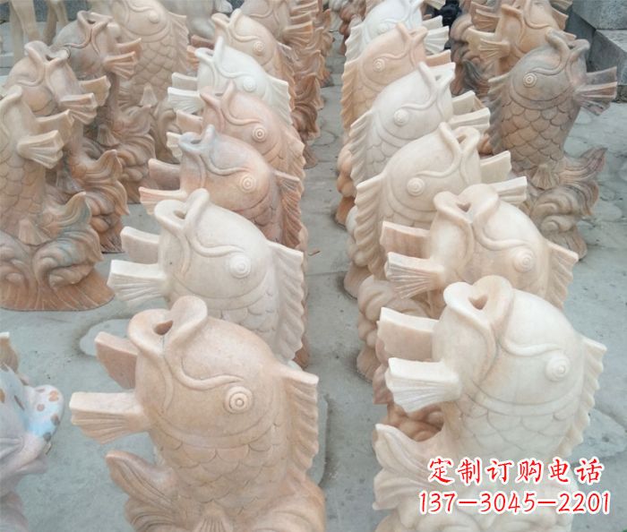 徐州晚霞红喷水鲤鱼公园石雕 (2)