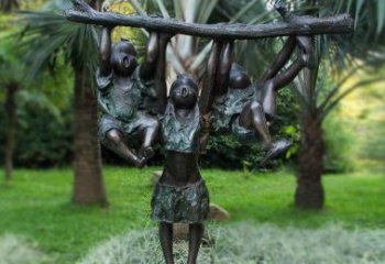 徐州铜雕树枝是中领雕塑专为儿童设计制作的一种…