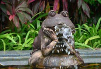 徐州青蛙喷泉铜雕，让您的休憩空间更加欢乐