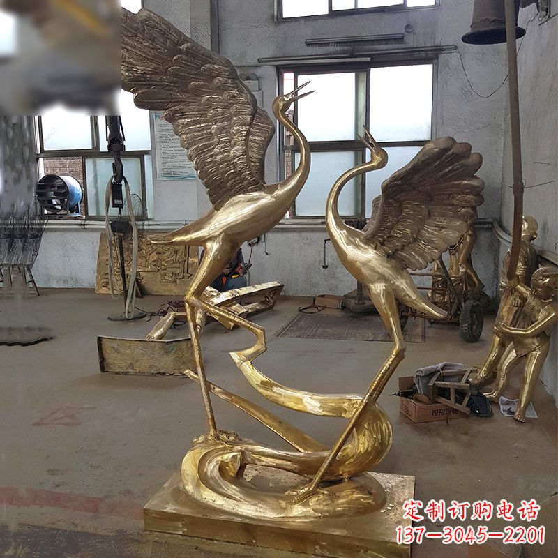 徐州仙鹤铜雕景观