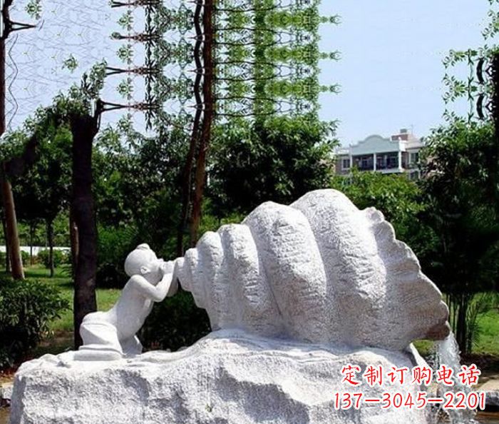 徐州小区景观小孩吹螺号石雕