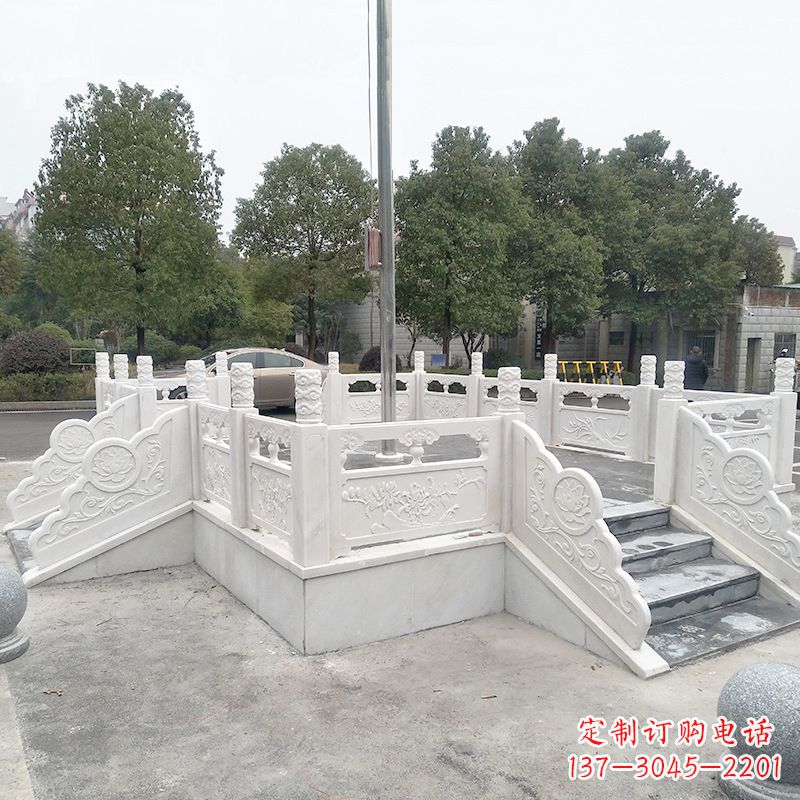 徐州校园广场石雕升旗台