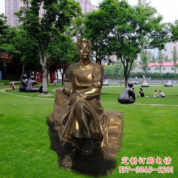徐州校园名人鲁迅先生玻璃钢仿铜雕像