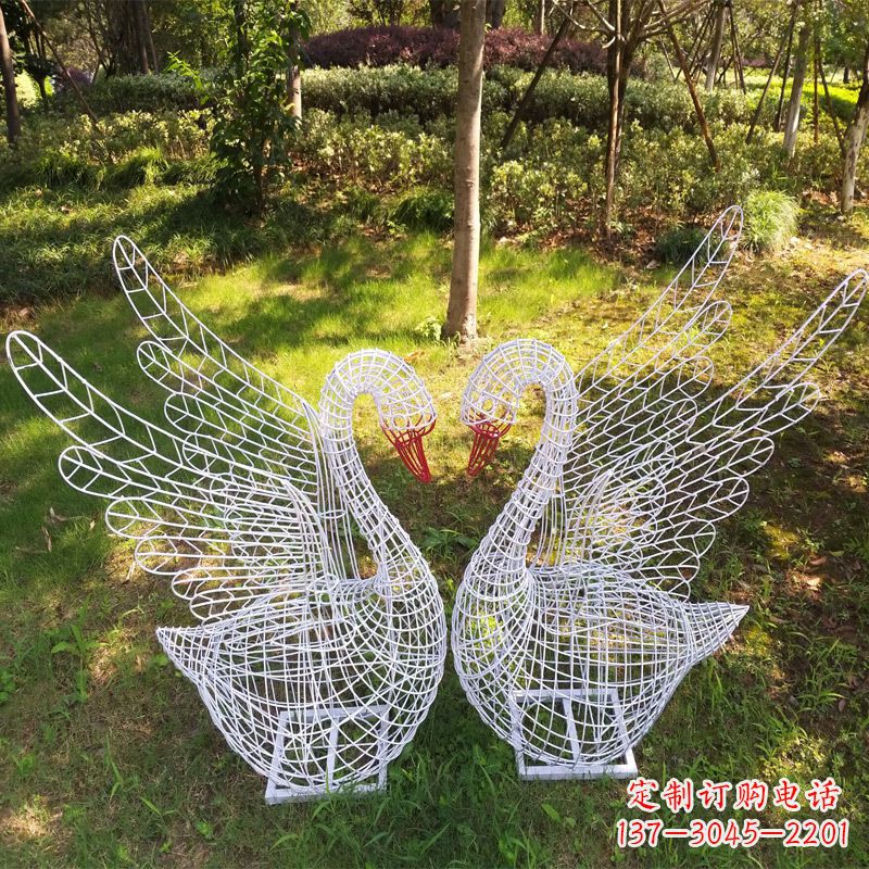 徐州展翅天鹅公园绿地铁艺动物摆件