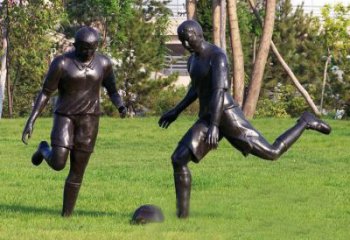 徐州园林踢足球人物铜雕